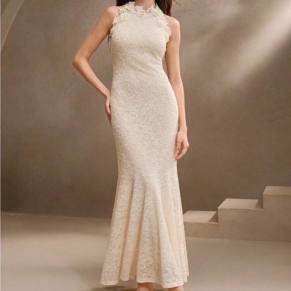 Ivory Lace Halter Mermaid Dress